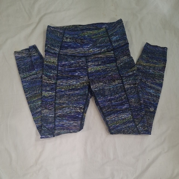 Lululemon Athletica Blue and Green Patterned Leggings Size 6 - Picture 6 of 12